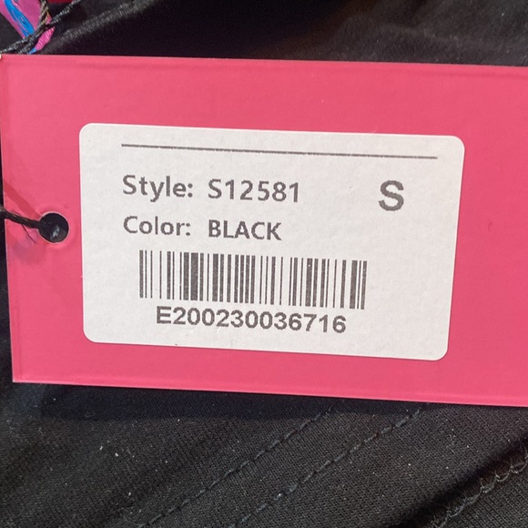 Black backless shirt - Picture 3 of 3